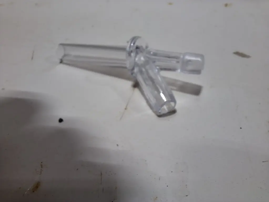 Spout, Angled 5/16” ,Clear- CDL (5/16 Connection)